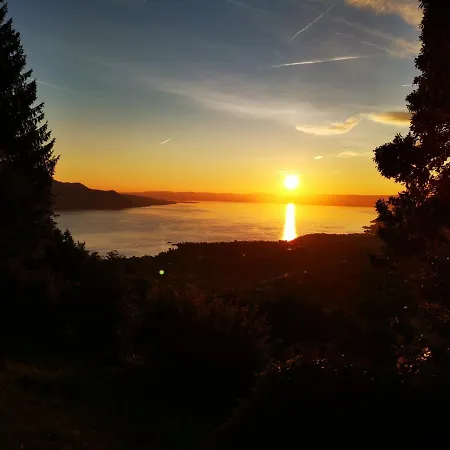 Elvira House Montreux, Un Lieu Magique ! Domek alpejski Montreux
