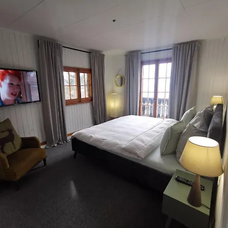 Elvira House Montreux, Un Lieu Magique ! Montrö