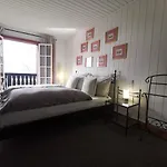 Chalet Elvira House Montreux, Un Lieu Magique ! *